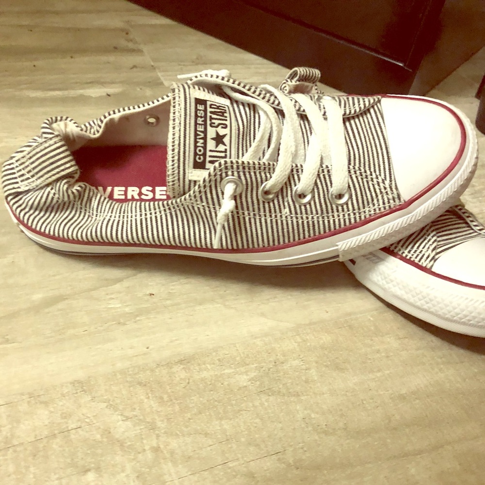 Black and white converse
